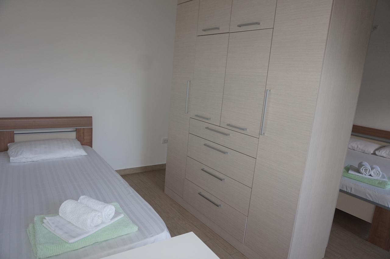 Apartments Minja Nerin Petrovac Buitenkant foto